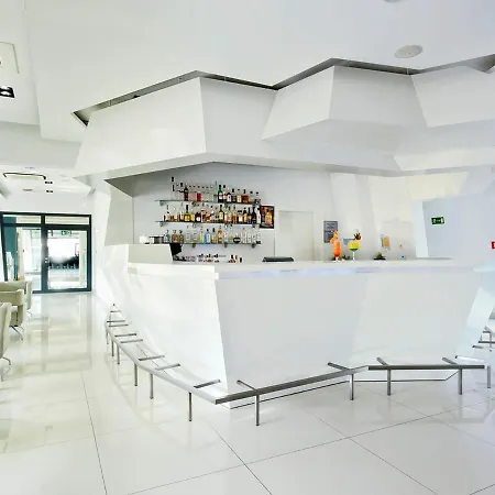 Apartment Vacationclub Ultramarine 21 *